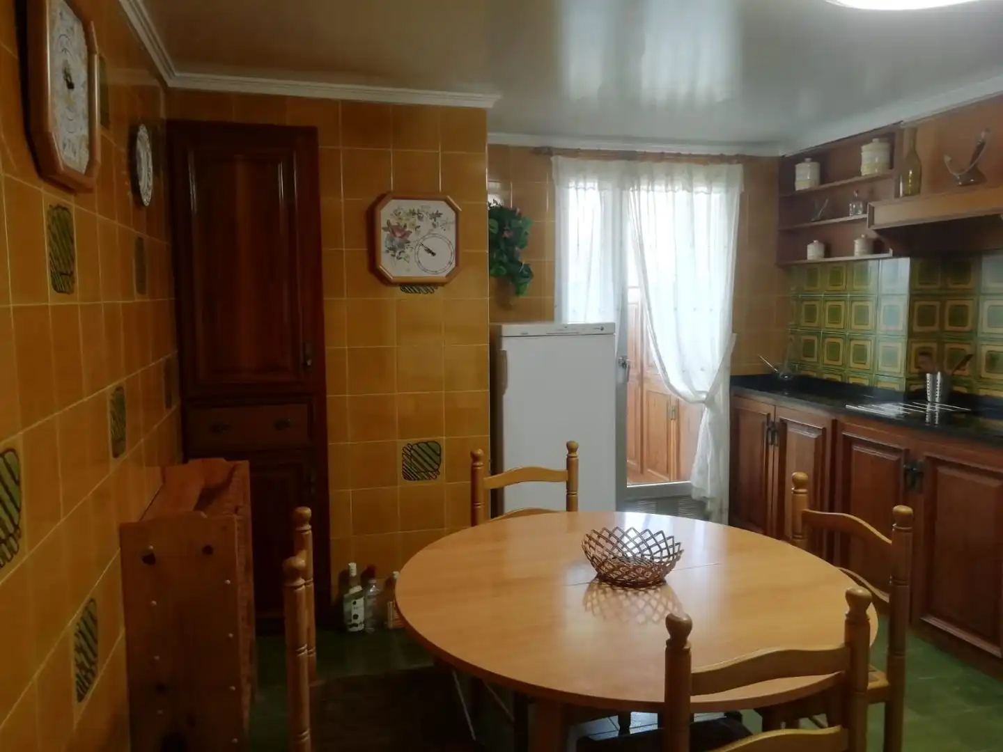 Cuina de Pis de lloguer en Cullera amb Calefacció, Moblat i Balcó