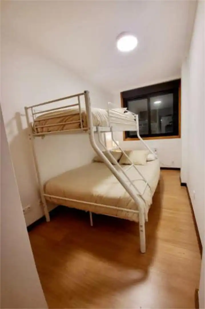 Wohnungen zur Miete in Cervo Schlafzimmer von Wohnungen zur Miete in Cervo mit Heizung, Abstellraum und Möbliert