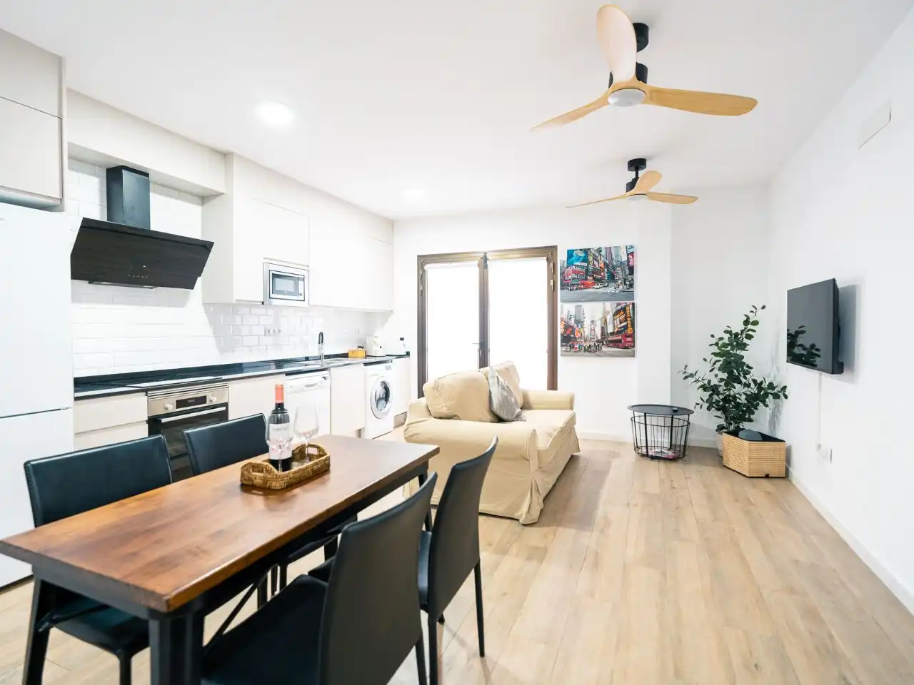 Sala d'estar de Pis de lloguer en Santa Cruz de Tenerife amb Aire condicionat, Calefacció i Moblat