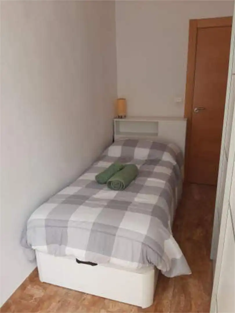 Apartments for rent in Plaza de Toros Bedroom of Apartments for rent in Granada with Heating and Terrace