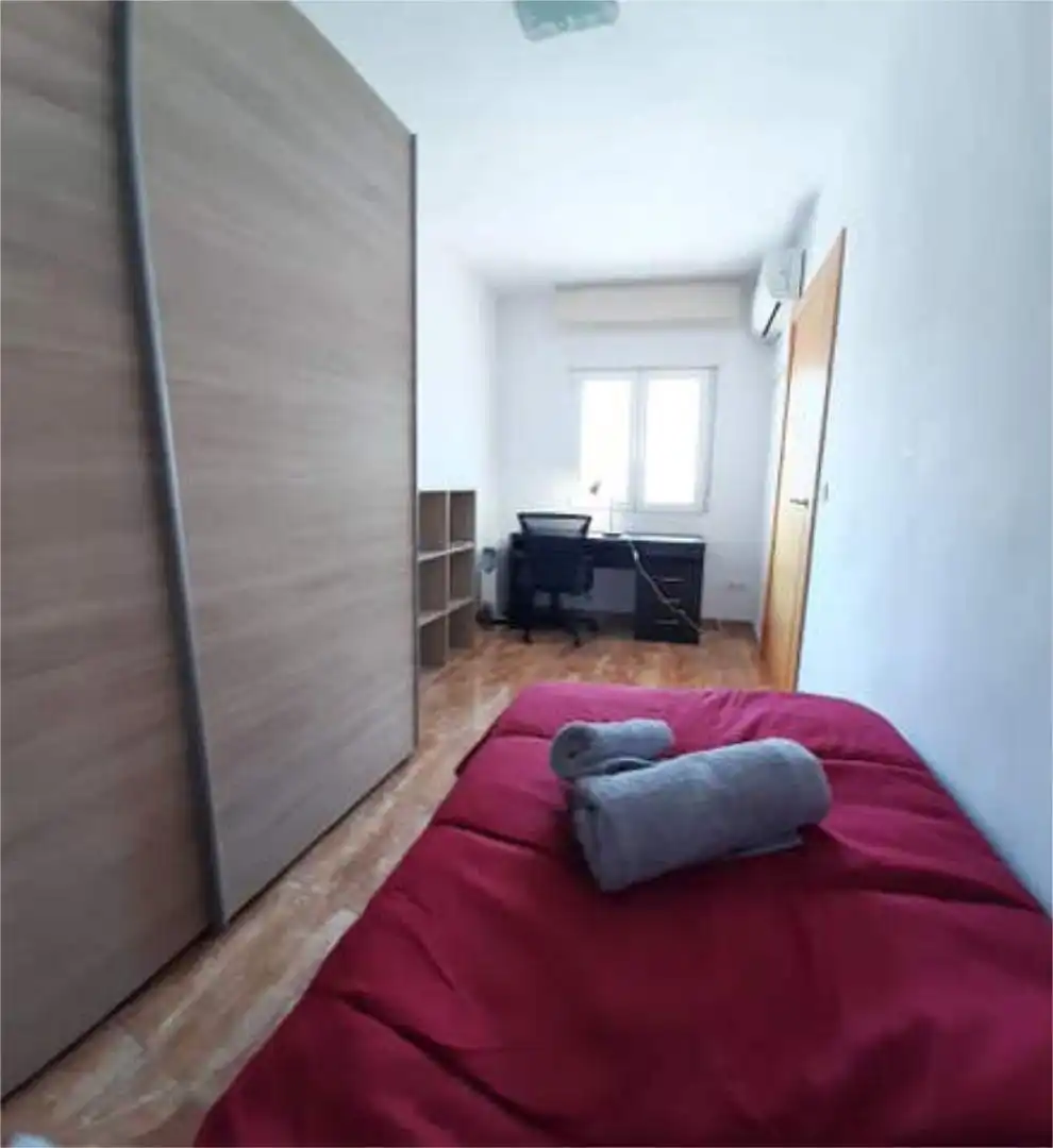 Apartments for rent in Plaza de Toros Bedroom of Apartments for rent in Granada with Heating and Terrace