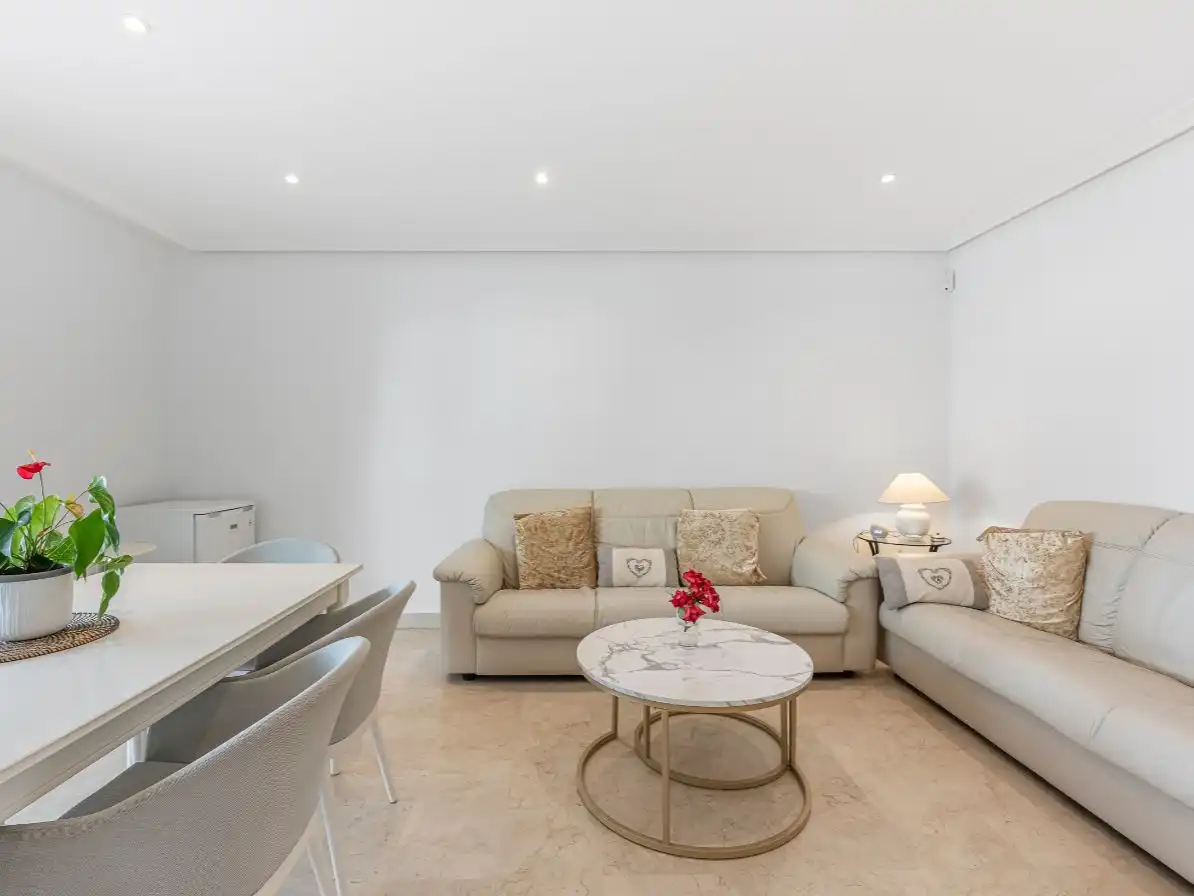 Wohnzimmer von Wohnung zum Verkauf in Estepona mit Klimaanlage, Terrasse und Schwimmbad