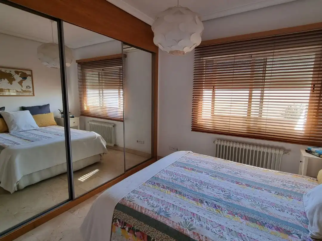Piso de alquiler en Calle del Aligustre, 24, Valdeacederas Habitación de Piso de alquiler en Madrid con Aire acondicionado, Calefacción y Terraza