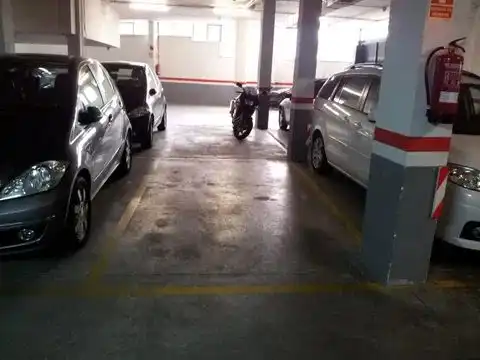 Piso de alquiler en Calle del Aligustre, 24, Valdeacederas Parking de Piso de alquiler en Madrid con Aire acondicionado, Calefacción y Terraza