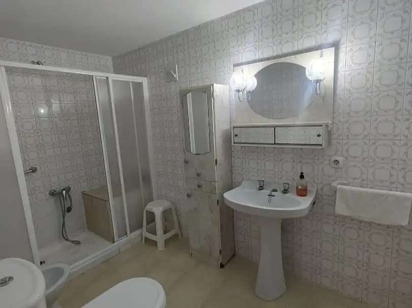 Piso en venta en Avenida de los Almogávares, 1, Ollerías - San Cayetano Baño de Piso en venta en Córdoba con Jardín privado, Terraza y Balcón