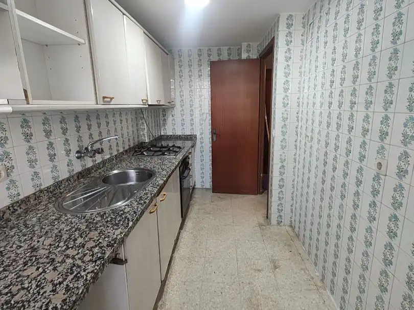 Piso en venta en Avenida de los Almogávares, 1, Ollerías - San Cayetano Cocina de Piso en venta en Córdoba con Jardín privado, Terraza y Balcón