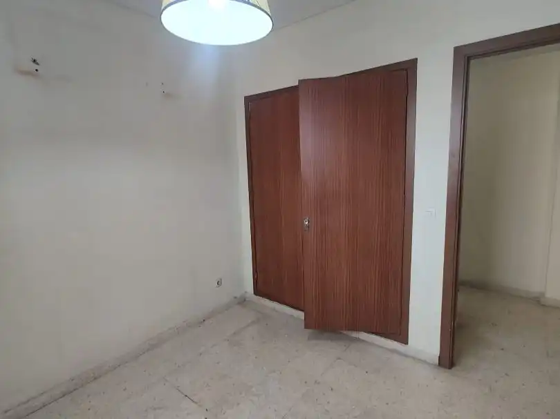 Piso en venta en Avenida de los Almogávares, 1, Ollerías - San Cayetano Piso en venta en Córdoba con Jardín privado, Terraza y Balcón