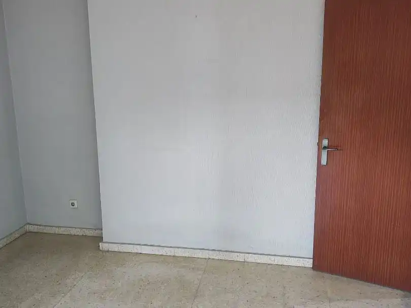 Piso en venta en Avenida de los Almogávares, 1, Ollerías - San Cayetano Piso en venta en Córdoba con Jardín privado, Terraza y Balcón