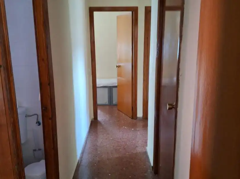 Habitació a Urbanización Sector Triángulo, 9, Centro Pis per a compartir en Montequinto amb Aire condicionat, Moblat i Aparcament comunitari