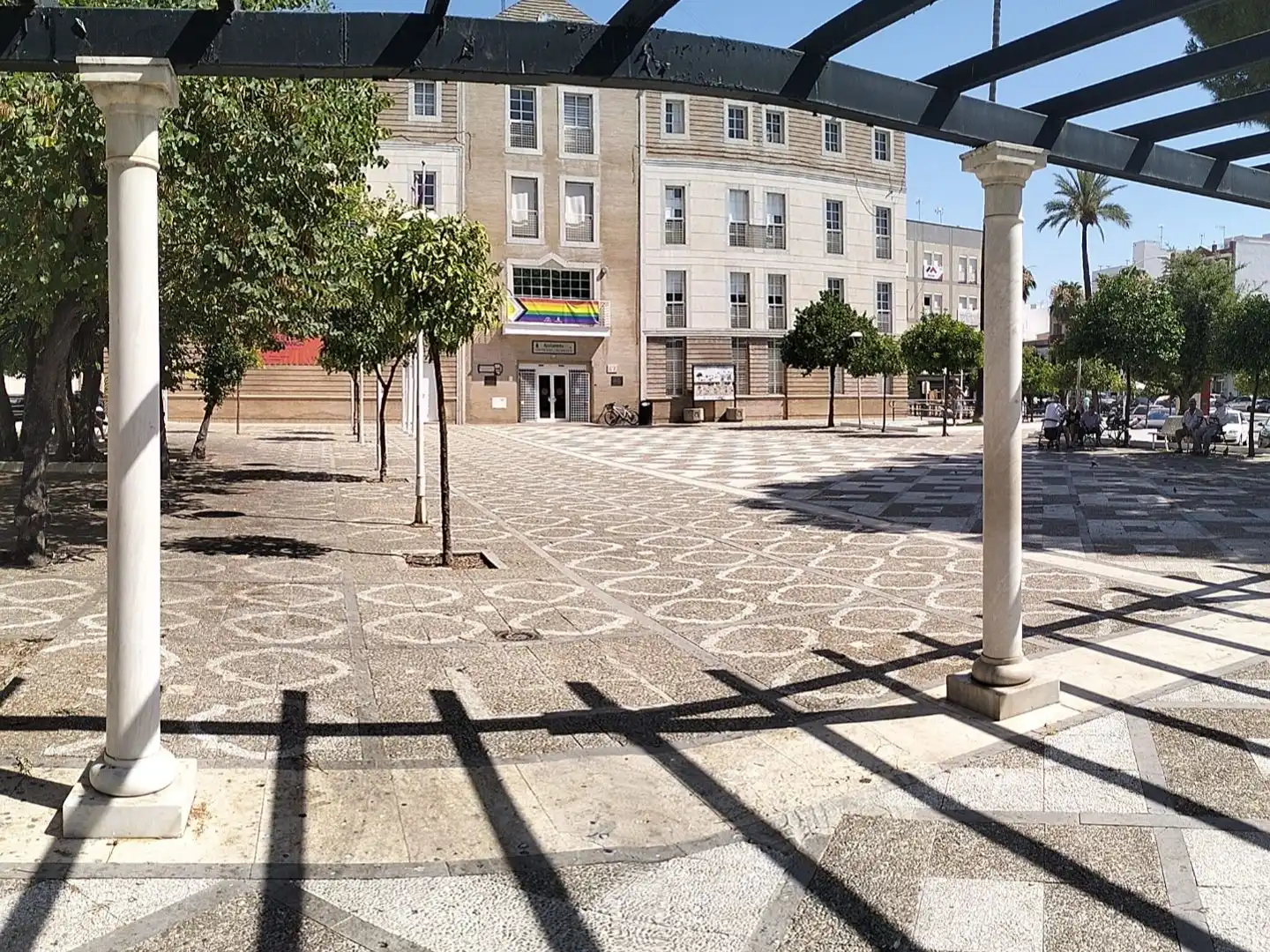 Casa adosada en venda a Calle Postas, 84, Los Palacios y Villafranca Vista exterior de Casa adosada en venda en Los Palacios y Villafranca amb Jardí privat, Terrassa i Moblat