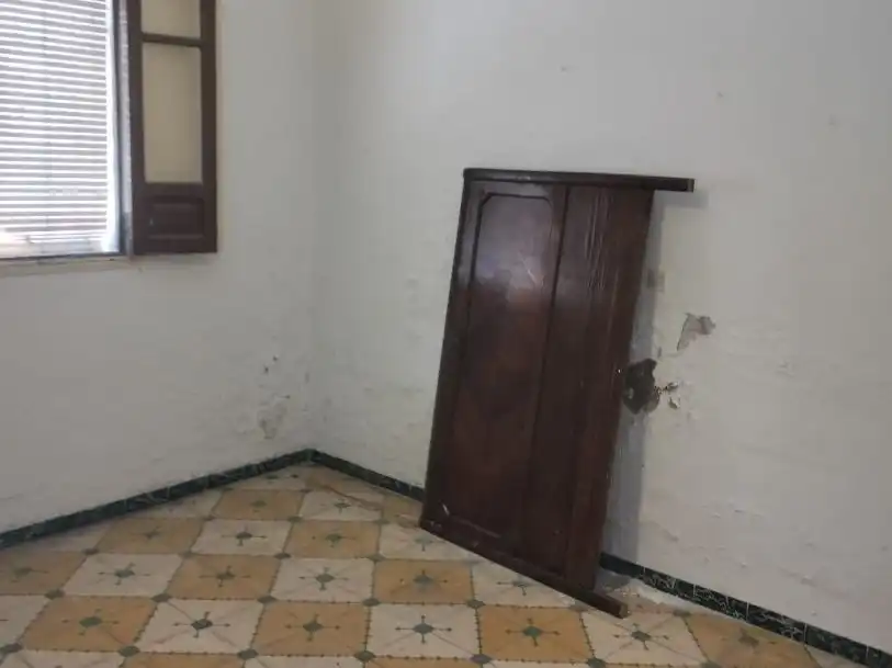 Casa adosada en venda a Calle Postas, 84, Los Palacios y Villafranca Casa adosada en venda en Los Palacios y Villafranca amb Jardí privat, Terrassa i Moblat