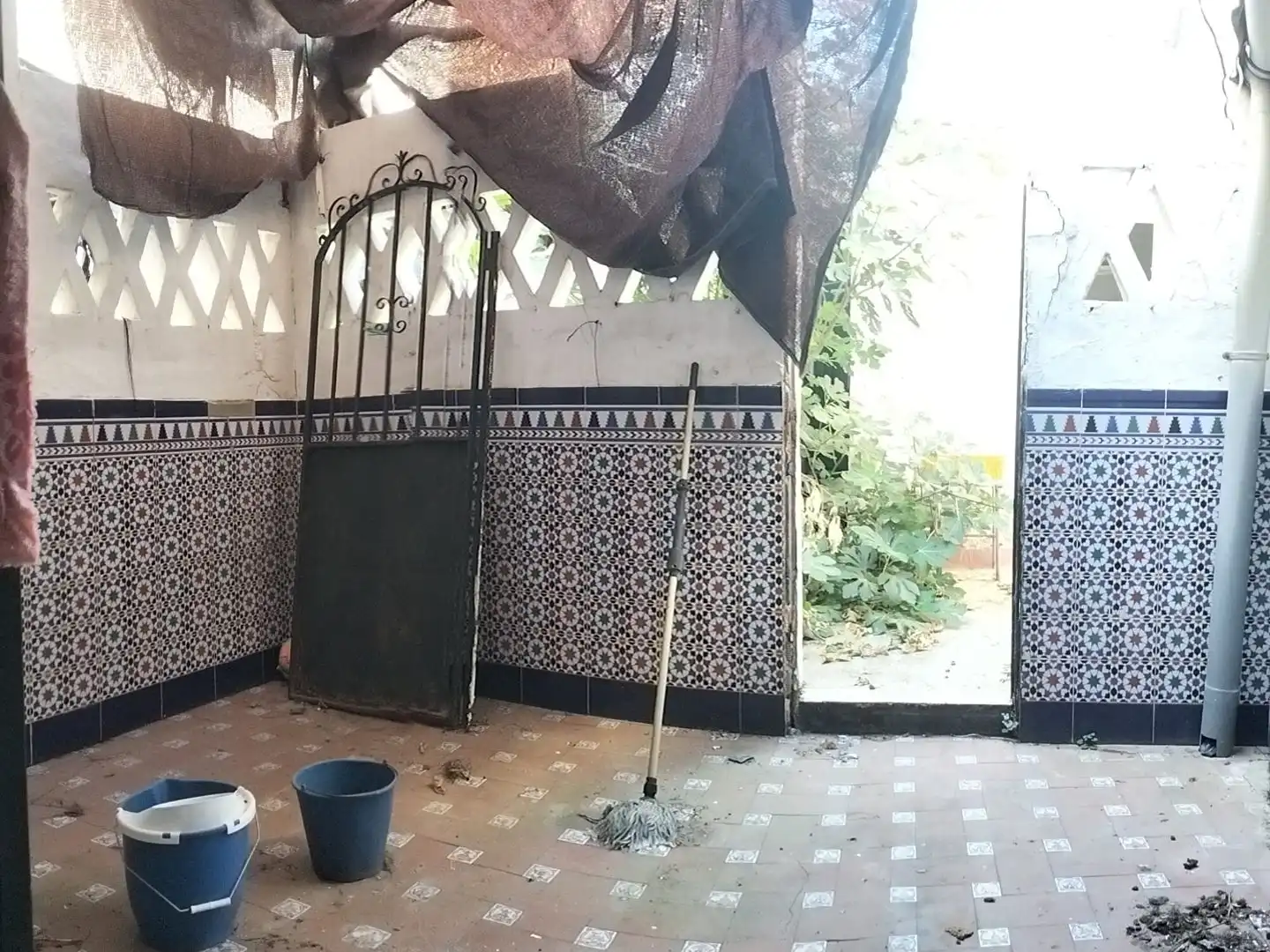 Casa adosada en venda a Calle Postas, 84, Los Palacios y Villafranca Jardí de Casa adosada en venda en Los Palacios y Villafranca amb Jardí privat, Terrassa i Moblat