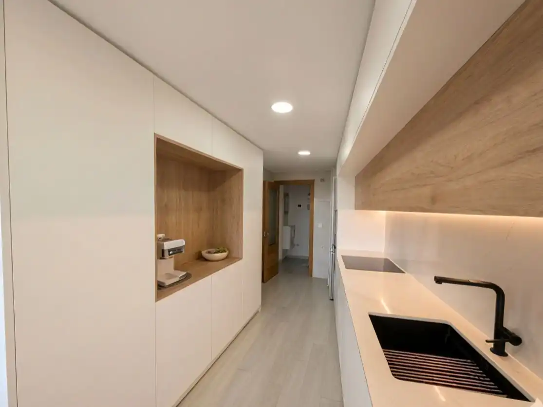 Kitchen of Flat for sale in Málaga Capital  with Air Conditioner, Terrace and Swimming Pool
