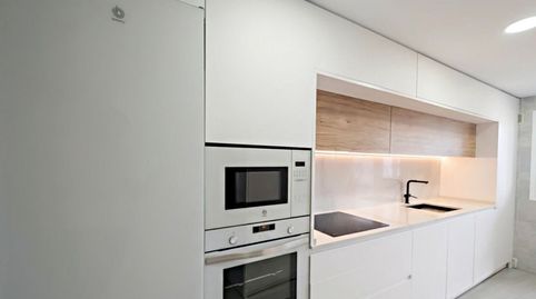 Photo 3 of Flat for sale in Avenida Parménides, 17, El Cónsul - Ciudad Universitaria - El Romeral, Málaga Capital