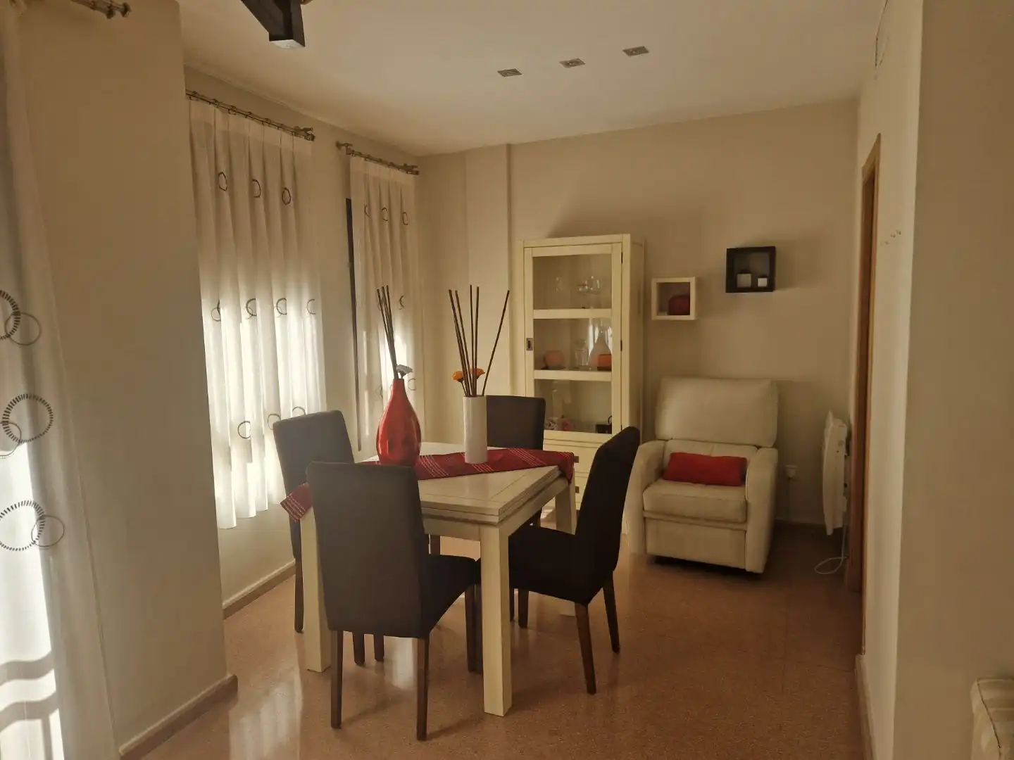 Flat for sale in Carrer Metge Inocencio Calvo, 4, Vilamarxant Dining room of Flat for sale in Vilamarxant with Air Conditioner and Balcony