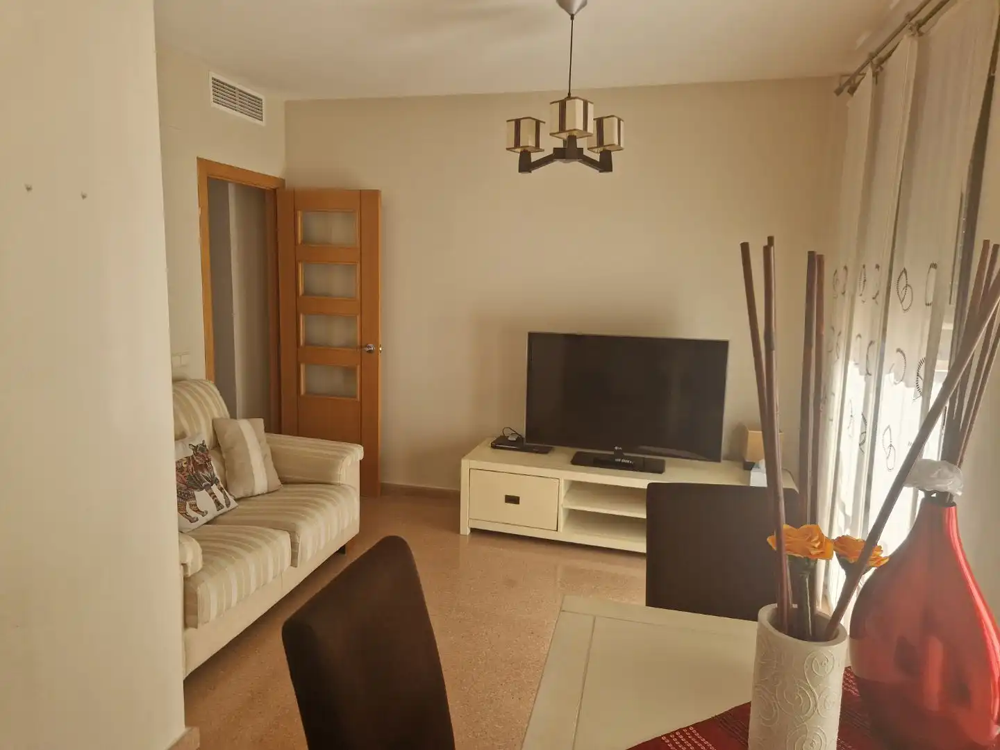 Flat for sale in Carrer Metge Inocencio Calvo, 4, Vilamarxant Living room of Flat for sale in Vilamarxant with Air Conditioner and Balcony