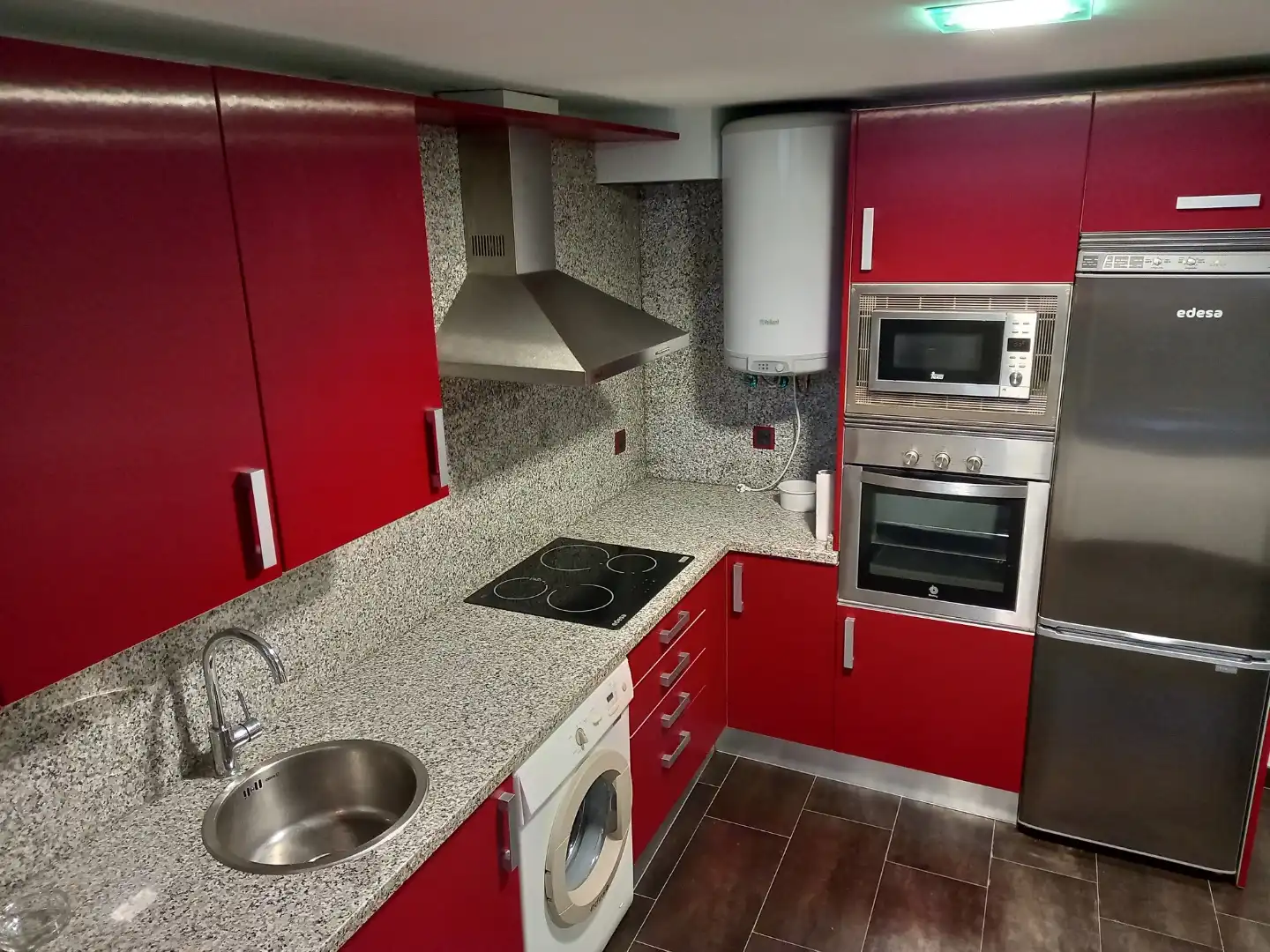 Cocina de Loft de alquiler en Carbajosa de la Sagrada con Calefacción, Amueblado y Parking comunitario
