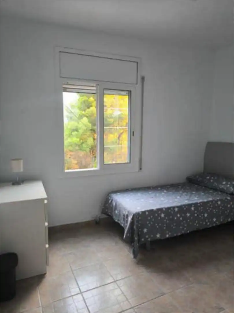 Schlafzimmer von Wohnung zur untervermieten in Canovelles