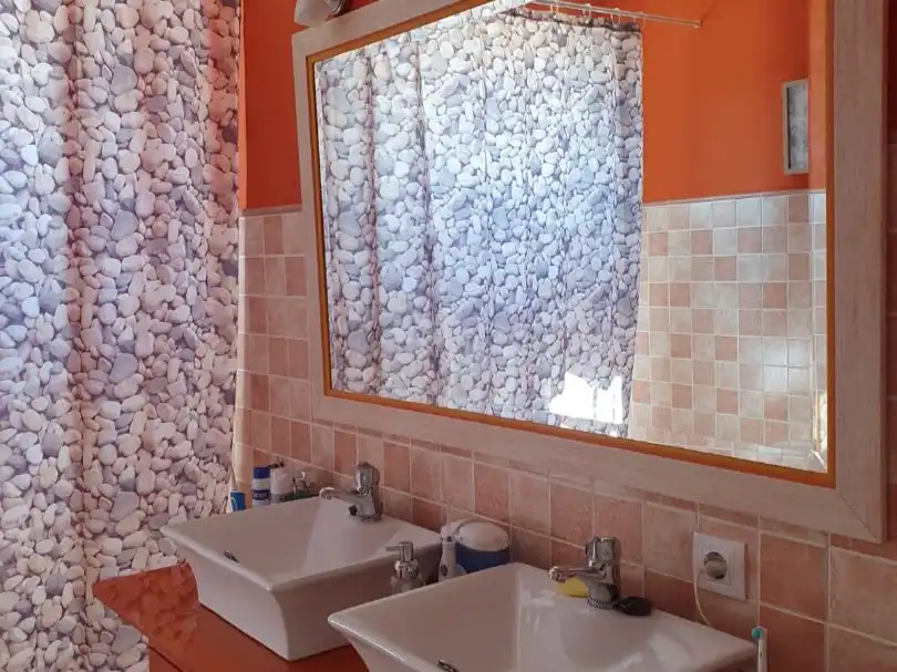 Flat for sale in Calle Vicente Aleixandre, 36, Centro Bathroom of Flat for sale in Bormujos with Air Conditioner, Heating and Terrace
