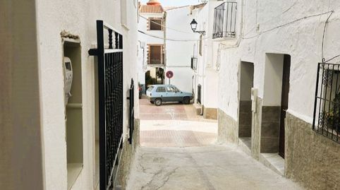 Foto 2 de Casa adosada en venta en Calle el Medio, 2, Somontín, Almería