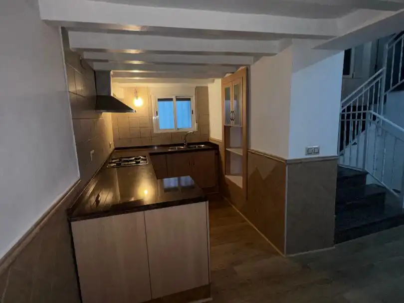 Cocina de Casa adosada en venta en Somontín con Parquet, Terraza y Trastero