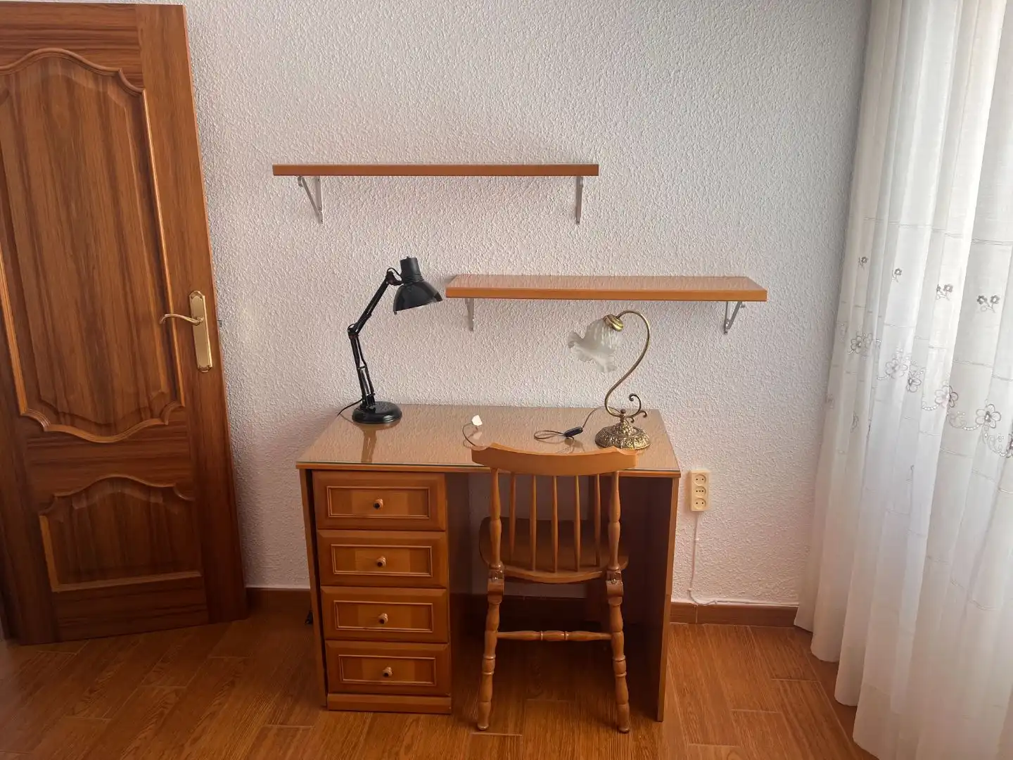 Habitación de Piso de alquiler en  Albacete Capital con Aire acondicionado y Balcón