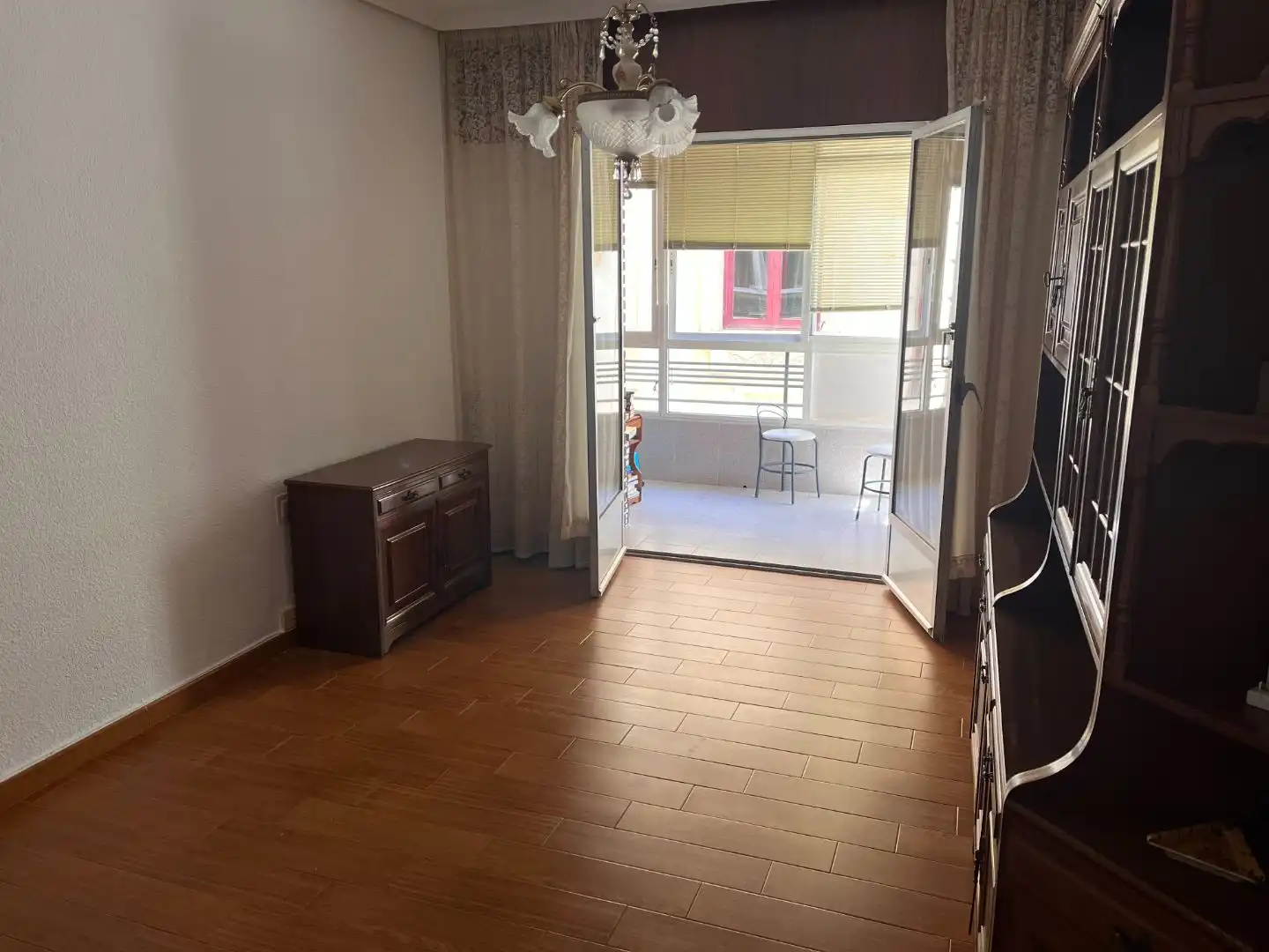 Habitación de Piso de alquiler en  Albacete Capital con Aire acondicionado y Balcón