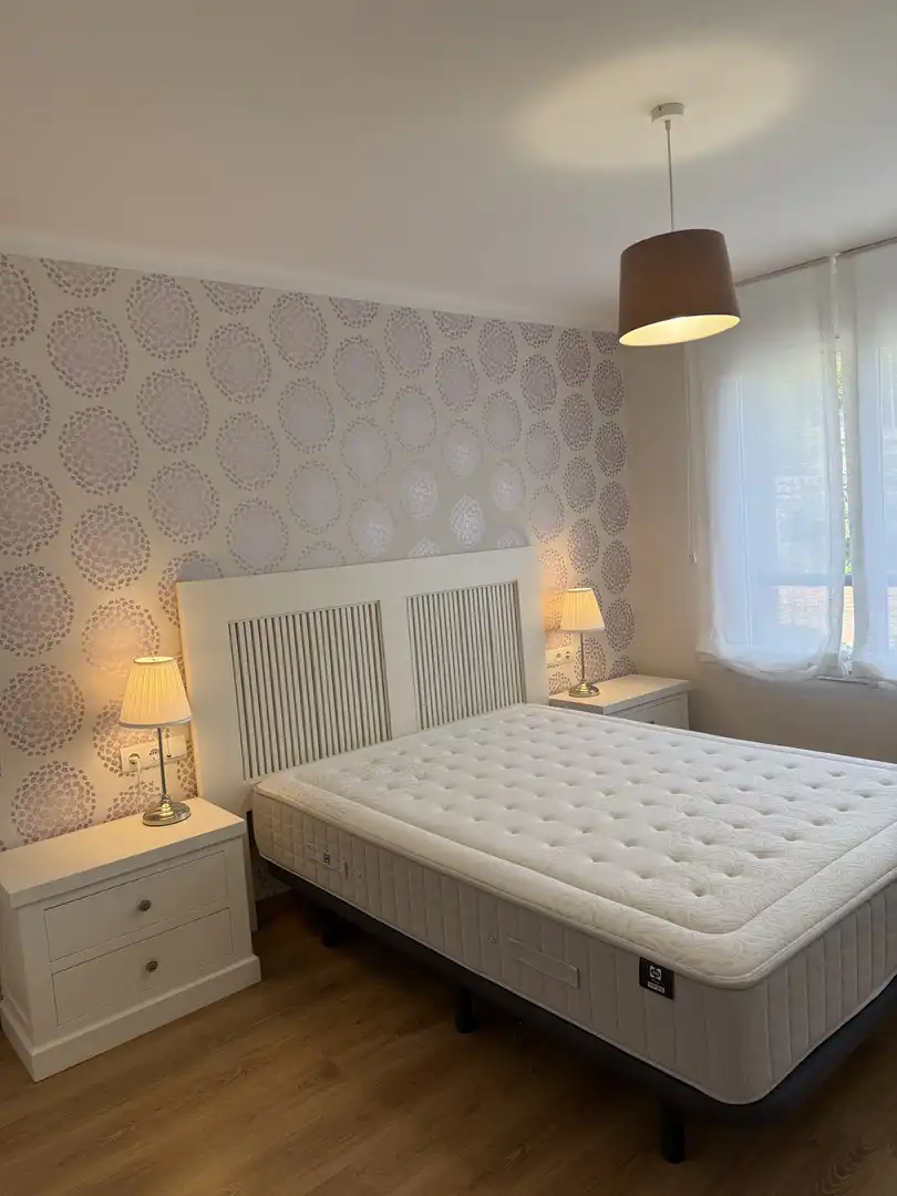 Flat for rent in Carrer Sant Joan Baptista de La Salle, 16, Centre Bedroom of Flat for rent in Tortosa with Air Conditioner, Heating and Parquet flooring