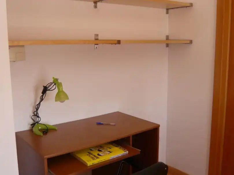 Bedroom of Flat for rent in Sevilla  with Air Conditioner, Heating and Parquet flooring