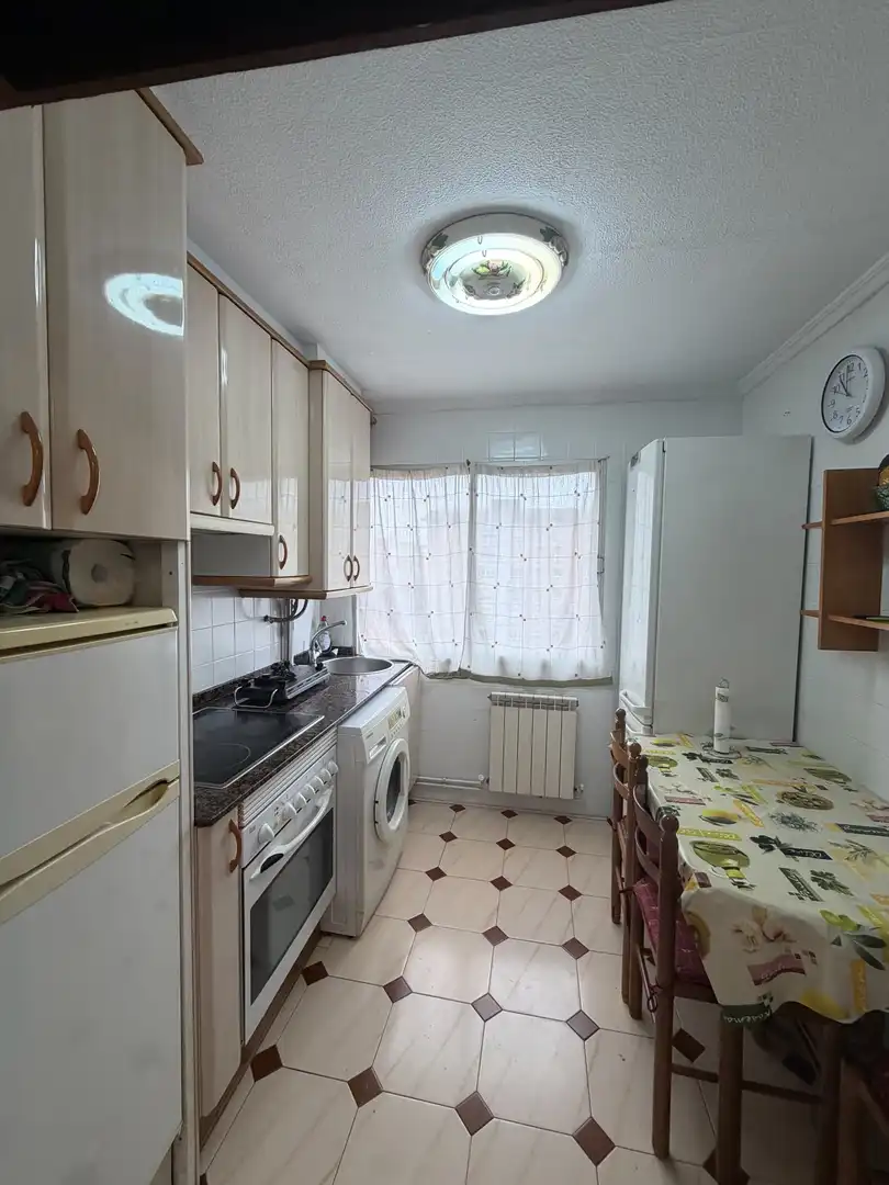 Piso en venta en Avenida de Gaspar García Laviana, 75b, Llano Cocina de Piso en venta en Gijón con Terraza