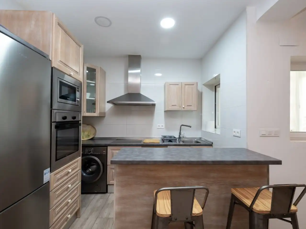 Kitchen of Flat for sale in  Granada Capital  with Air Conditioner and Balcony