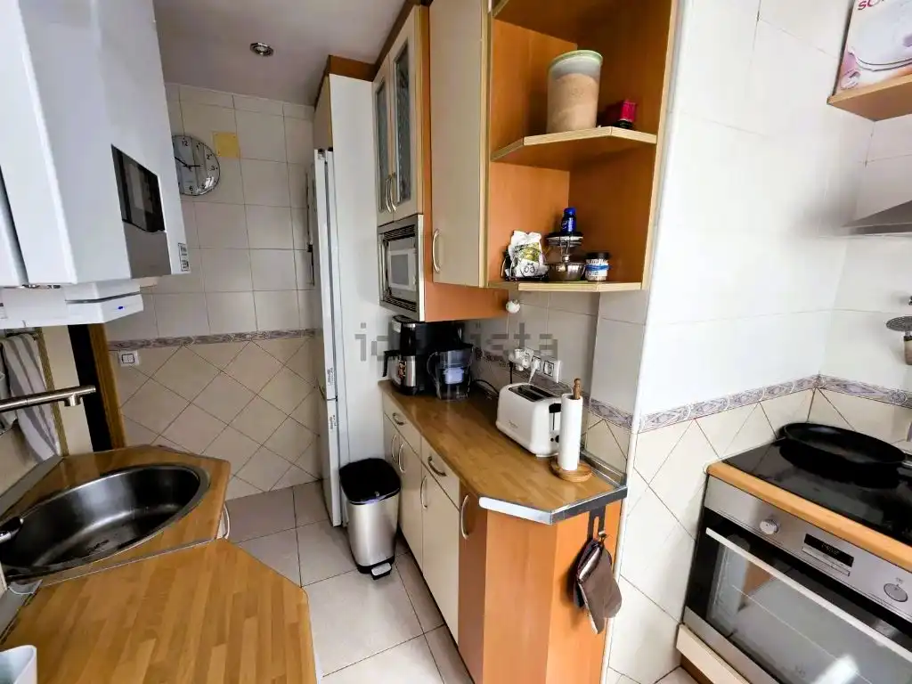Kitchen of Flat for sale in Alcalá de Henares  with Air Conditioner