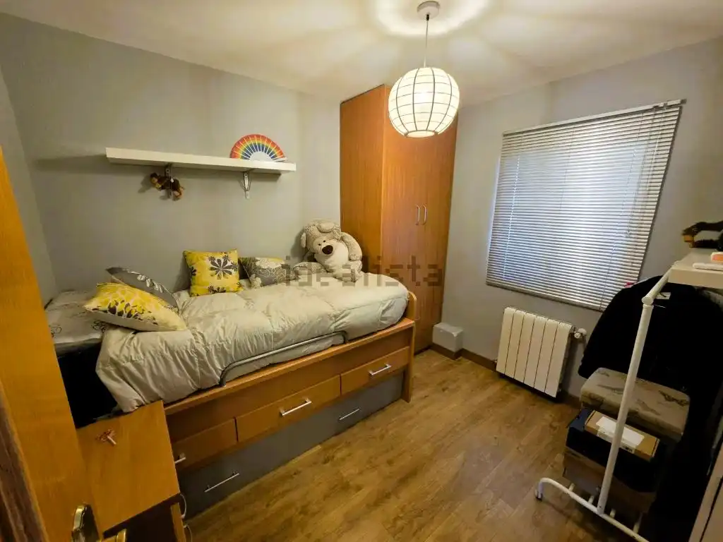 Bedroom of Flat for sale in Alcalá de Henares  with Air Conditioner