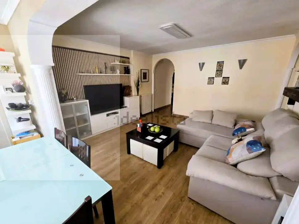Living room of Flat for sale in Alcalá de Henares  with Air Conditioner