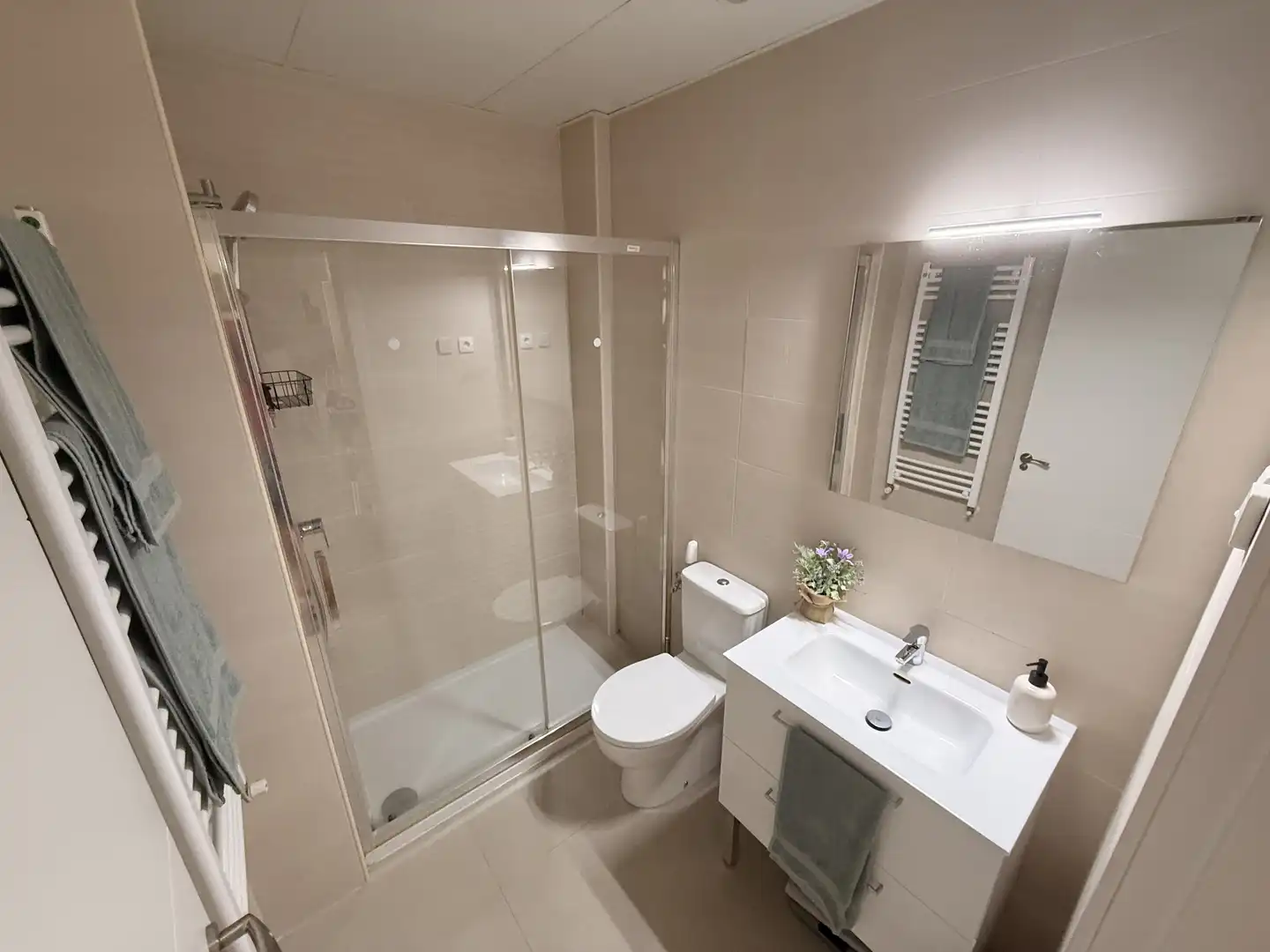 Baño de Piso en venta en Torrejón de Ardoz con Aire acondicionado, Calefacción y Terraza