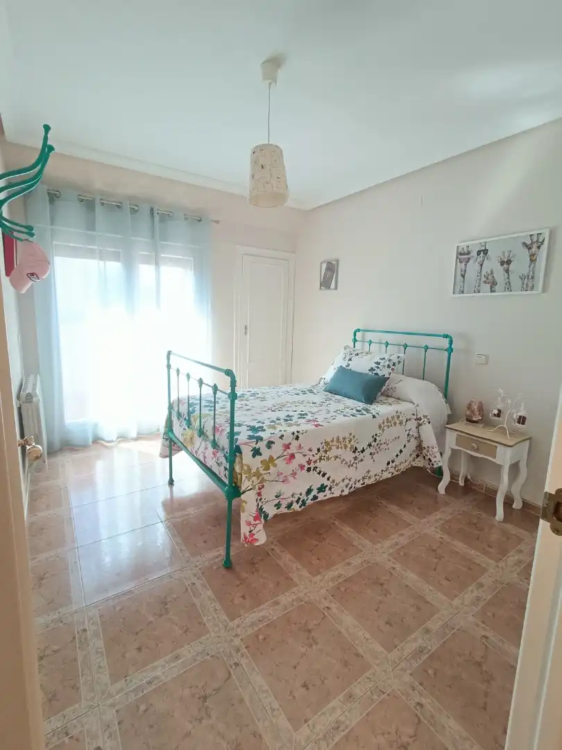 Houses for sale in Paseo Carlos Eraña, 38, El Torreón - Los Ángeles - El Pilar Bedroom of Houses for sale in Ciudad Real Capital with Swimming Pool