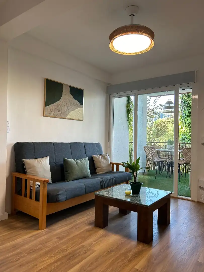 Piso de alquiler en Calle de Colon, 2, San Martín de Valdeiglesias Sala de estar de Piso de alquiler en San Martín de Valdeiglesias con Calefacción, Jardín privado y Parquet
