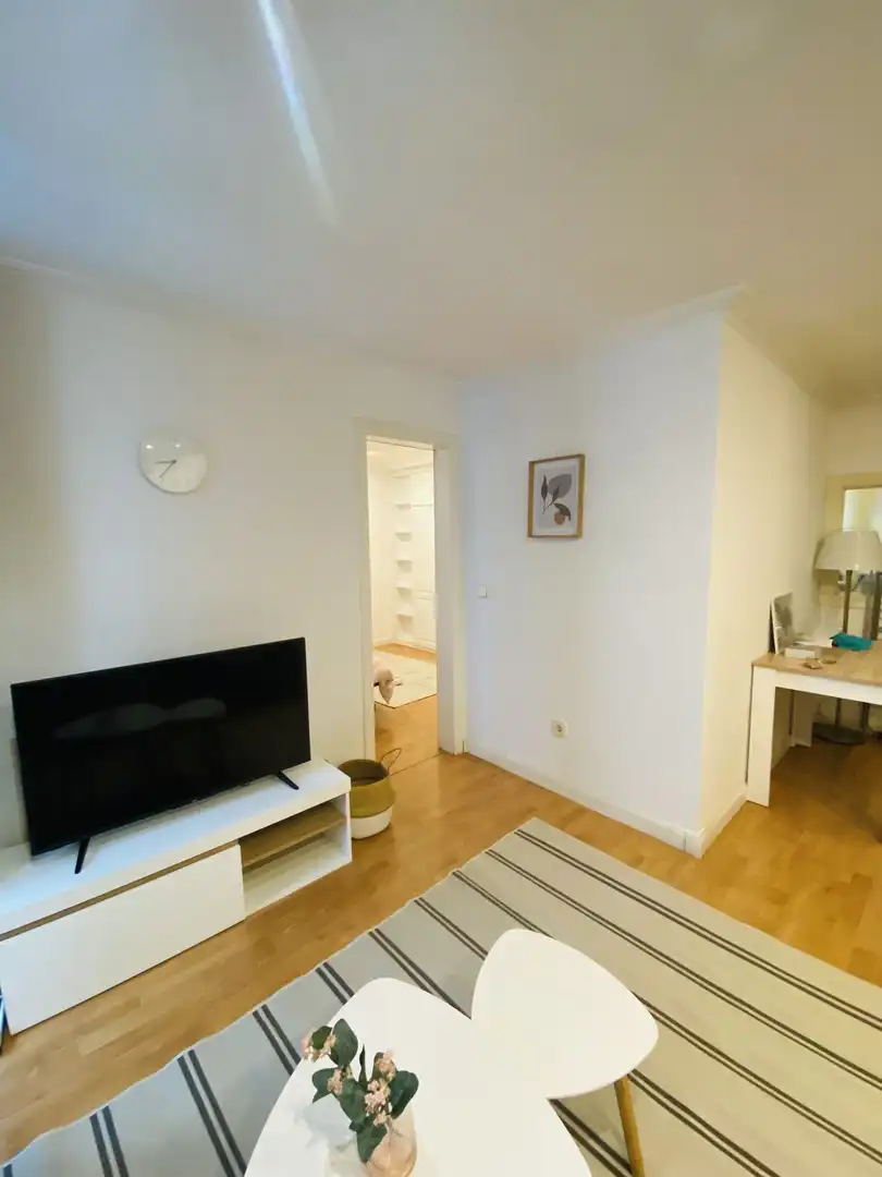 Flat for rent in Calle Jesús de Monasterio, 9, Centro - Ayuntamiento Living room of Flat for rent in Santander with Terrace