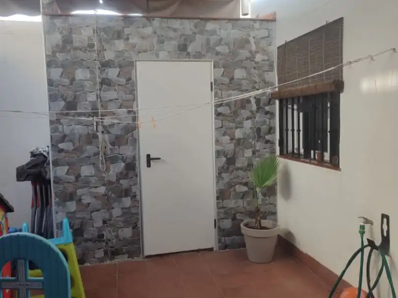 Casa adosada en venda a Calle Mármol, 8, Coria del Río Casa adosada en venda en Coria del Río amb Aire condicionat