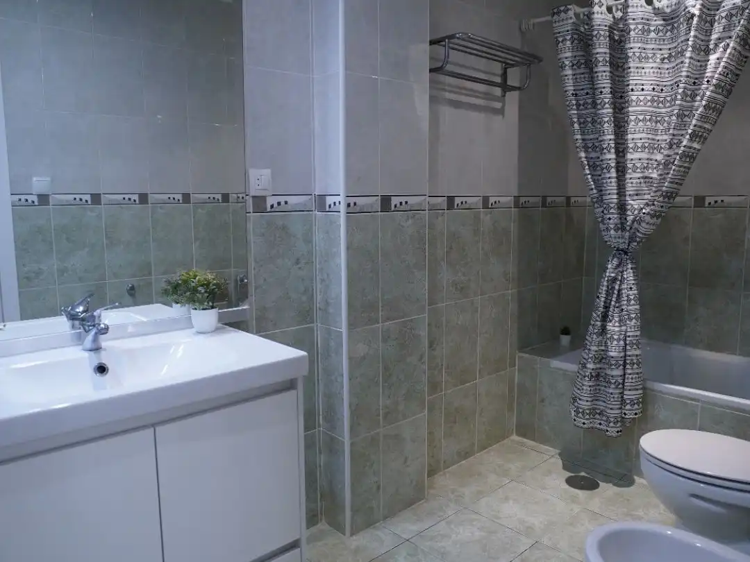 Zimmer in Carrer Doctor Ivorra, 36, Centro