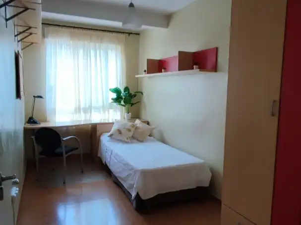 Zimmer in Carrer Doctor Ivorra, 36, Centro