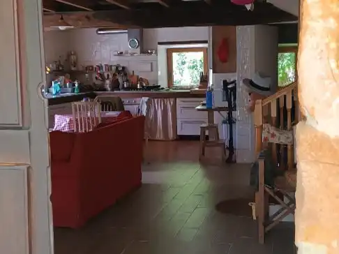 Pis en venda a Barrio Rascón, 12, Ampuero Cuina de Pis en venda en Ampuero amb Jardí privat, Parquet i Terrassa