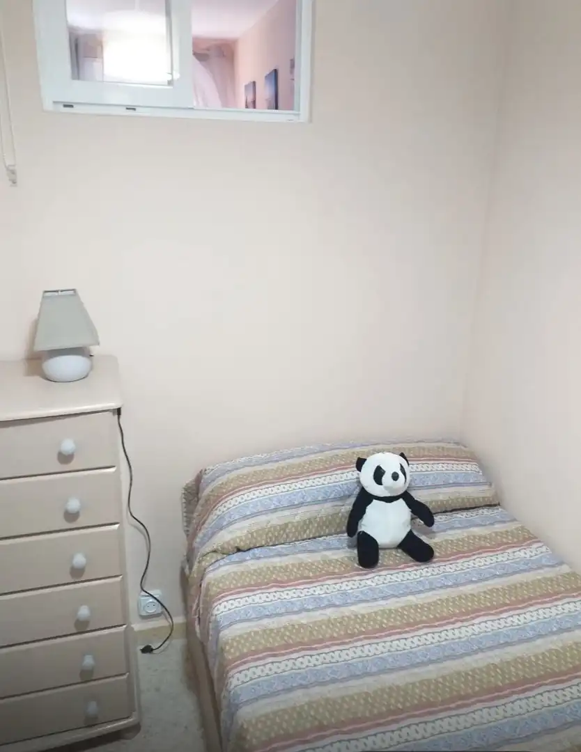 Schlafzimmer von Wohnungen zur Miete in Algeciras mit Terrasse, Möbliert und Gemeinschaftsparkplatz