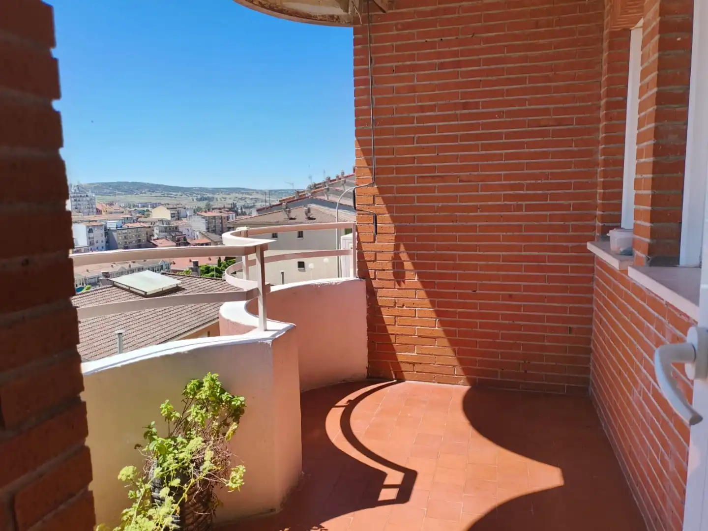 Piso de alquiler en Calle Luis de Miranda, 5, Los Pinos - El Pilar Piso de alquiler en Calle Luis de Miranda, 5, Los Pinos - El Pilar
