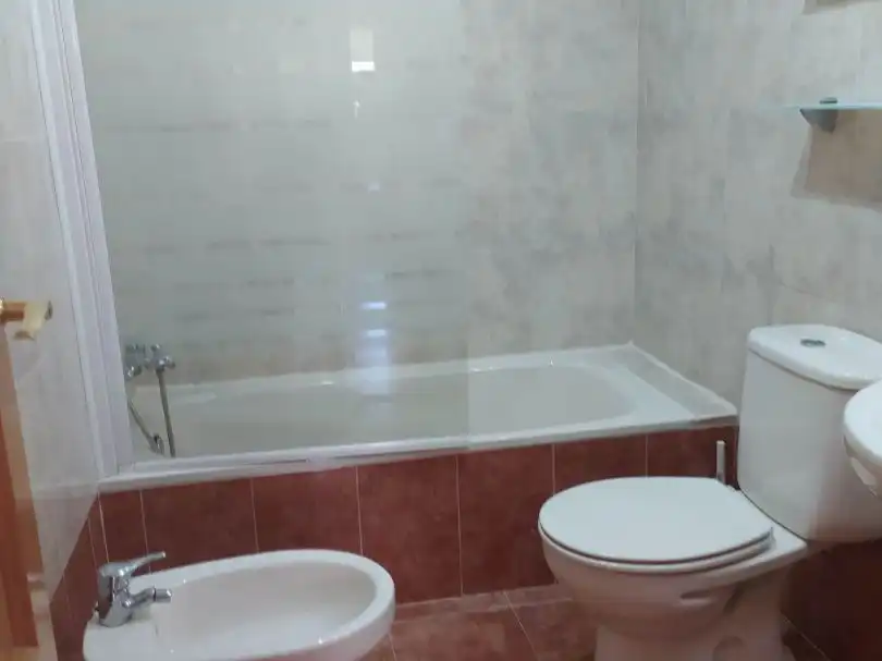 Baño de Piso de alquiler en Suances con Terraza
