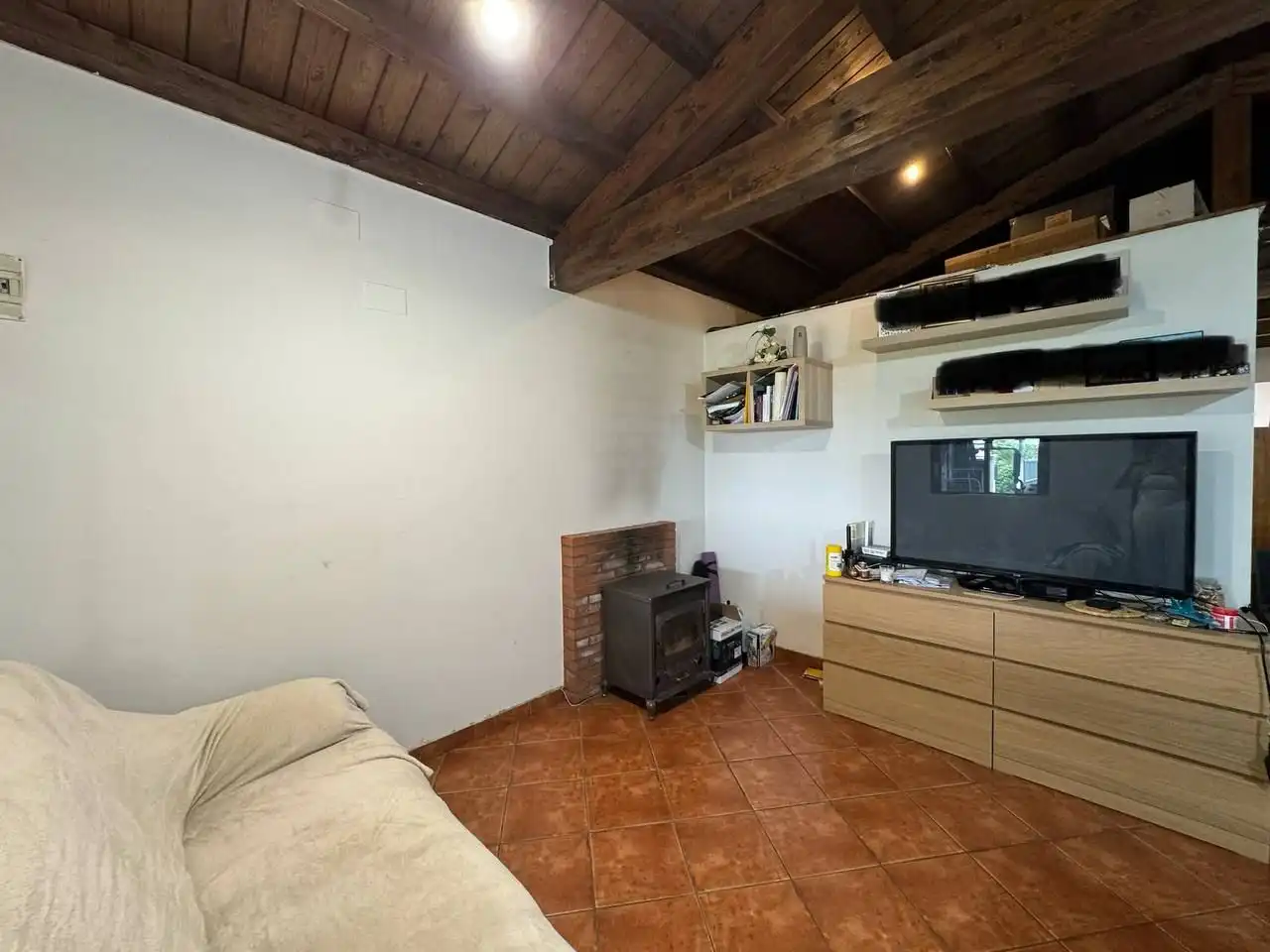 Piso en venta en Castiñeiro, 1, Oza dos Ríos Sala de estar de Piso en venta en Oza dos Ríos con Calefacción y Jardín privado