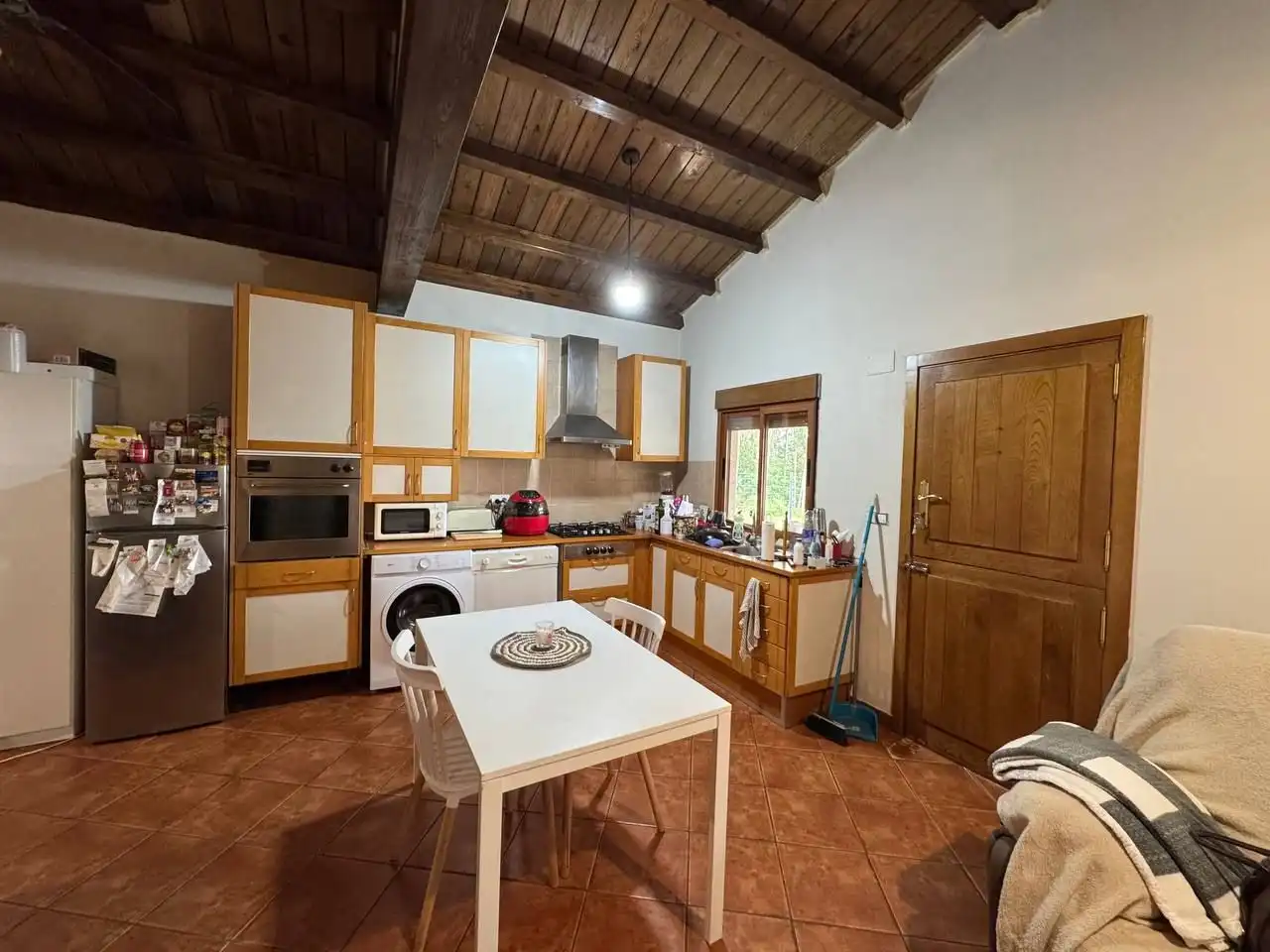 Piso en venta en Castiñeiro, 1, Oza dos Ríos Cocina de Piso en venta en Oza dos Ríos con Calefacción y Jardín privado