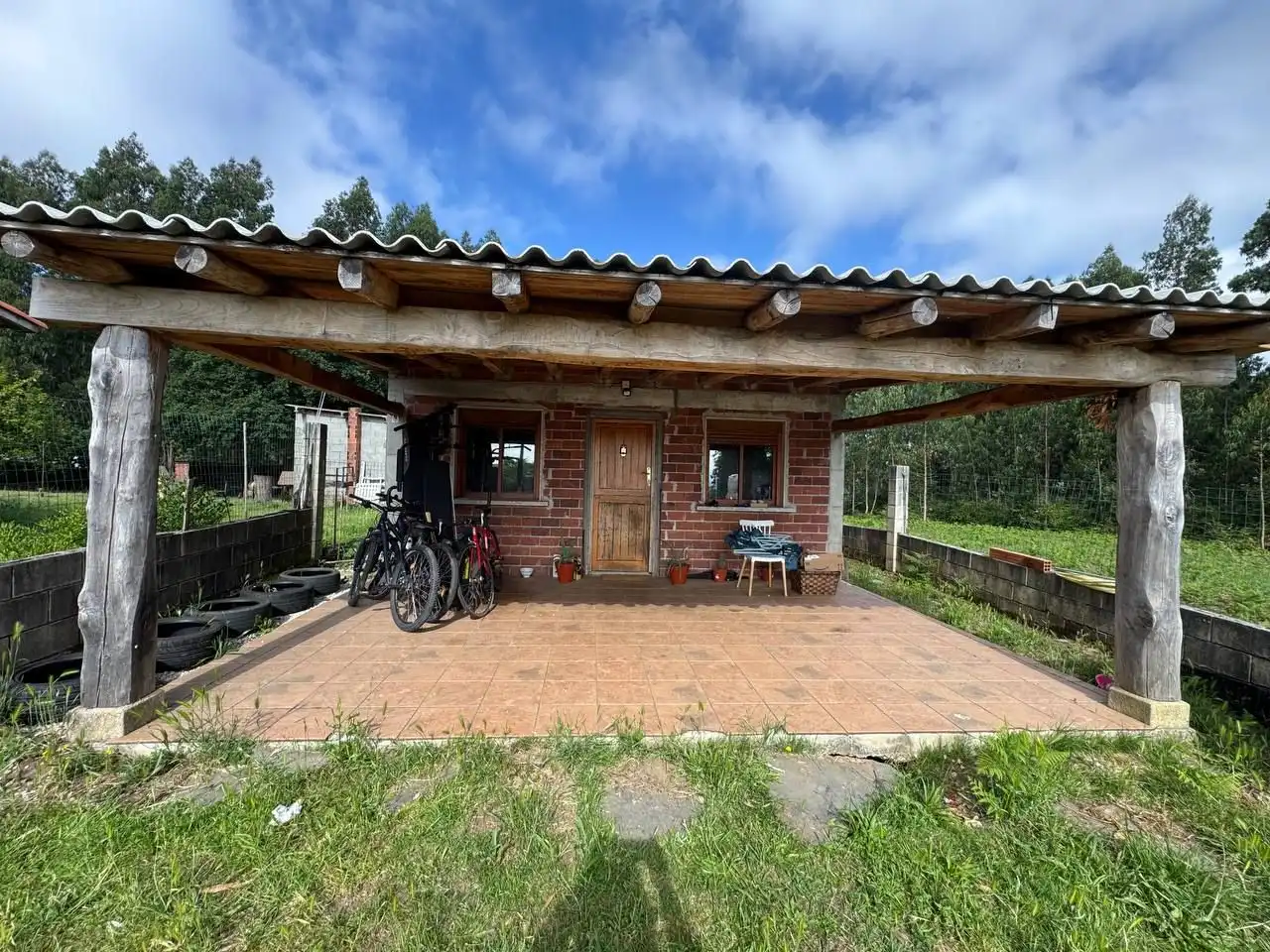 Piso en venta en Castiñeiro, 1, Oza dos Ríos Vista exterior de Piso en venta en Oza dos Ríos con Calefacción y Jardín privado