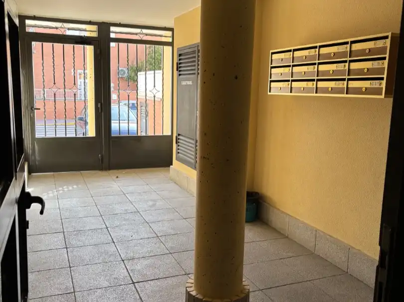 Piso en venta en Ugena con Calefacción, Terraza y Parking comunitario