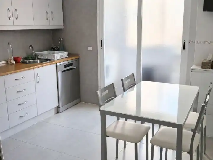 Flat for sale in Carrer la Manxa, 38, Petrer Kitchen of Flat for sale in Petrer with Air Conditioner and Balcony